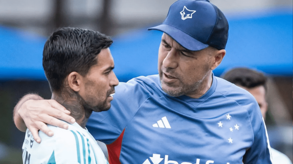 Dudu e Léo Jardim, atacante do Cruzeiro interessa ao Grêmio